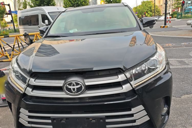 Used Toyota Highlander 2018 2.0T Two-Wheel Drive Elite Version 5 Seats China VI Standard Front