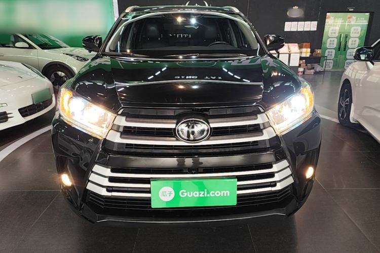 Used Toyota Highlander 2018 2.0T Four-Wheel Drive Luxury Version 7 Seats China VI Standard Front
