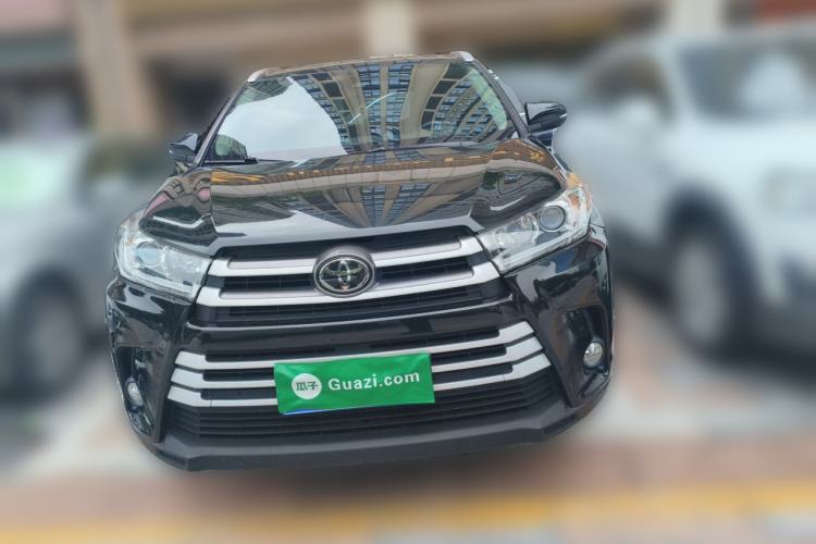 Used Toyota Highlander 2018 2.0T Four-Wheel Drive Luxury Edition 7 Seats China V Emission Standard Front