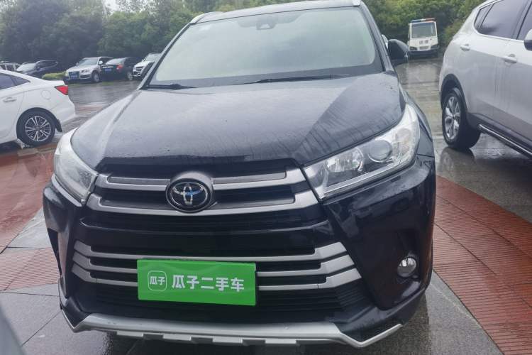 Used Toyota Highlander 2018 2.0T Four-Wheel Drive Luxury Edition 7 Seats China V Emission Standard Front