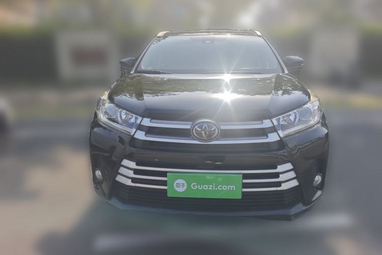 Used Toyota Highlander 2018 2.0T Two-Wheel Drive Luxury Edition 7 Seats China VI Standard Front