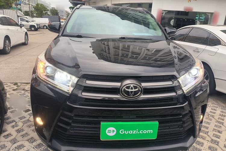 Used Toyota Highlander 2018 2.0T Four-Wheel Drive Luxury Version 7 Seats China VI Standard Front