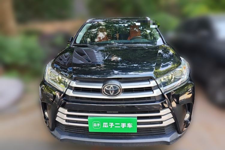 Used Toyota Highlander 2018 2.0T Two-Wheel-Drive Luxury Edition 7 Seats Emission Standard China V Front