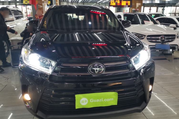 Used Toyota Highlander 2018 2.0T Four-Wheel Drive Luxury Edition 7 Seats China V Emission Standard Front