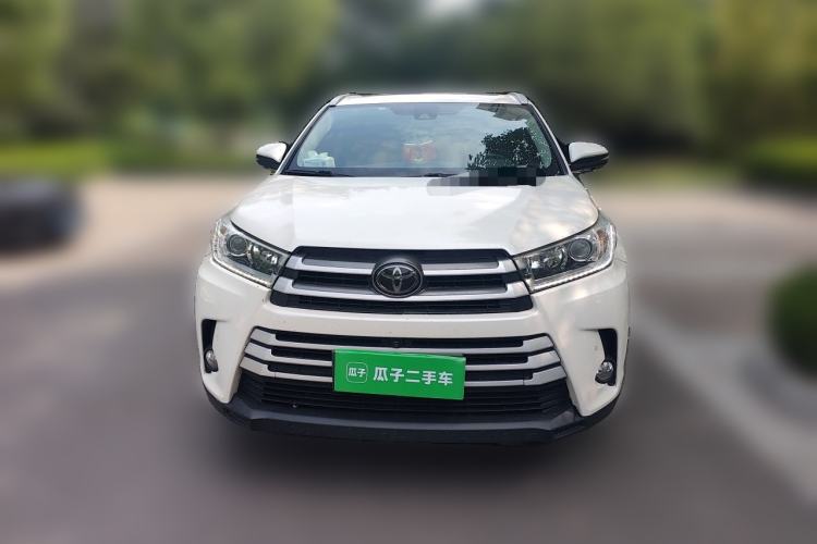Used Toyota Highlander 2018 2.0T Four-Wheel Drive Luxury Version 7 Seats China VI Standard Front