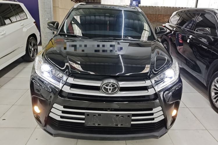 Used Toyota Highlander 2018 2.0T Four-Wheel Drive Luxury Version 7 Seats China VI Standard Front
