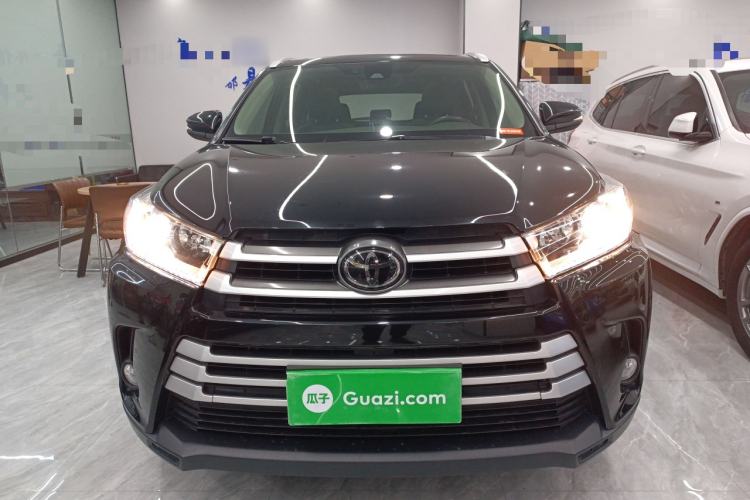Used Toyota Highlander 2018 2.0T Four-Wheel Drive Luxury Version 7 Seats China VI Standard Front