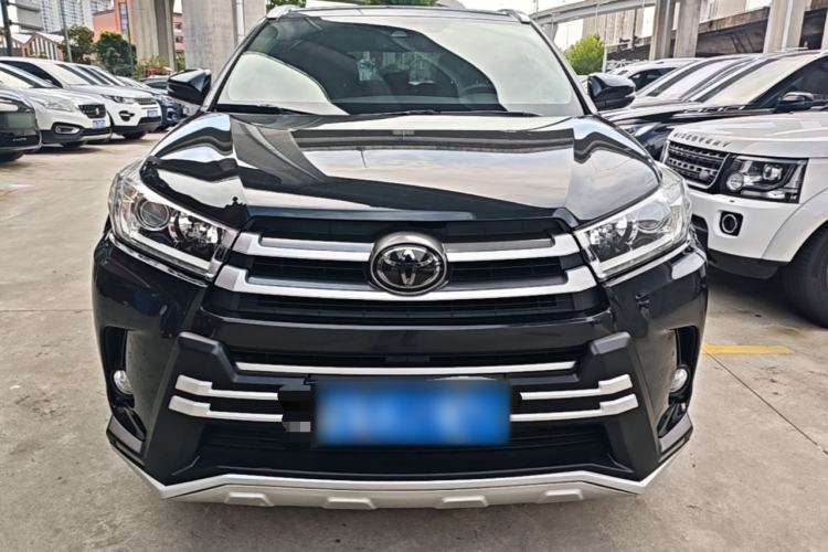 Used Toyota Highlander 2018 2.0T Four-Wheel Drive Luxury Edition 7 Seats China V Emission Standard Front