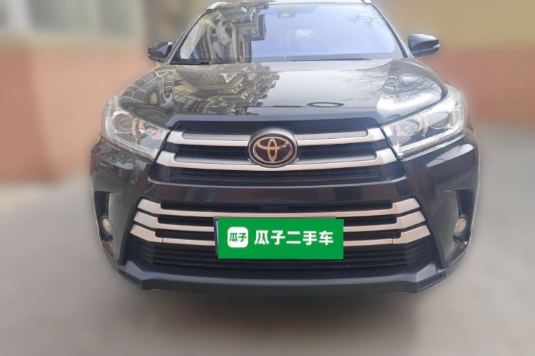 Used Toyota Highlander 2018 2.0T Four-Wheel Drive Luxury Edition 7 Seats China V Emission Standard Front
