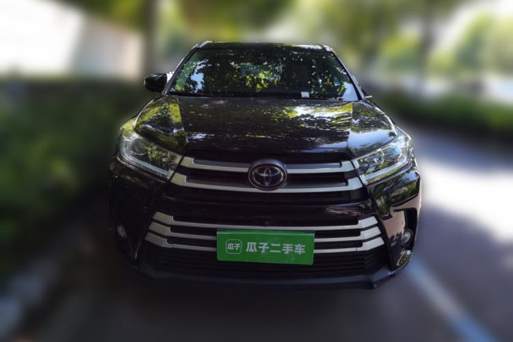 Used Toyota Highlander 2018 2.0T Four-Wheel Drive Luxury Version 7 Seats China VI Standard Front