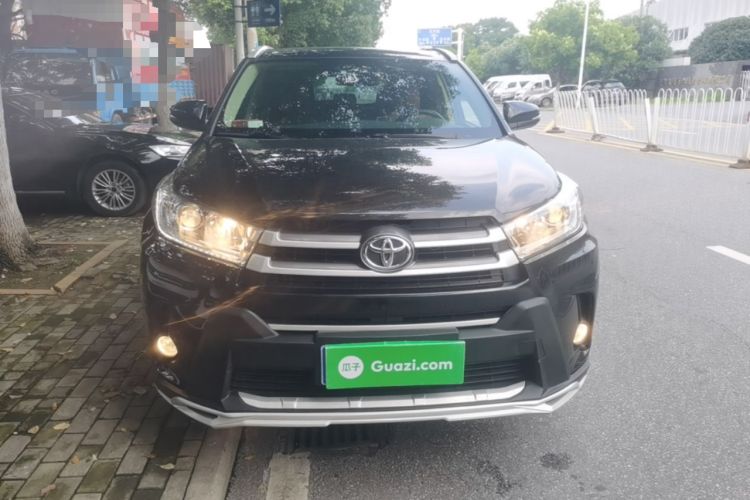 Used Toyota Highlander 2018 2.0T Two-Wheel Drive Elite Edition 7 Seats China VI Standard Front
