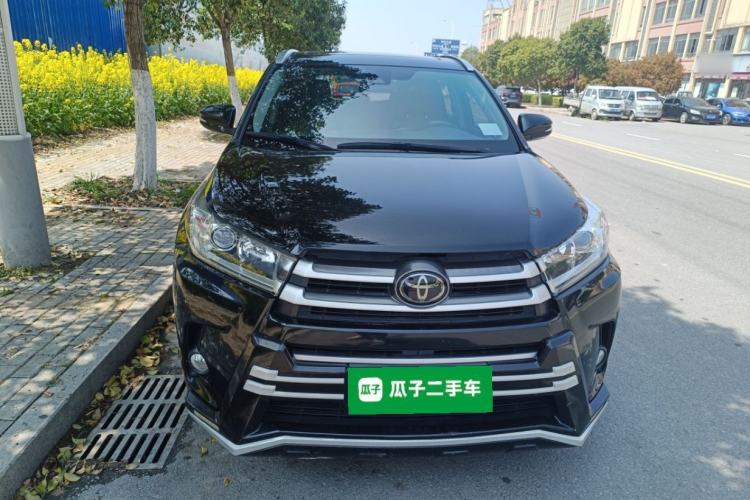 Used Toyota Highlander 2018 2.0T Four-Wheel Drive Luxury Edition 7 Seats China V Emission Standard Front