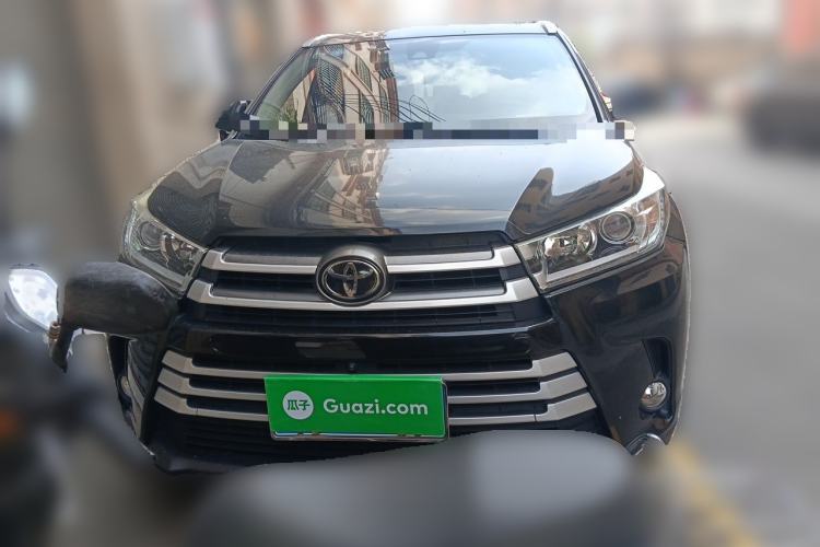 Used Toyota Highlander 2018 2.0T Four-Wheel Drive Luxury Version 7 Seats China VI Standard Front