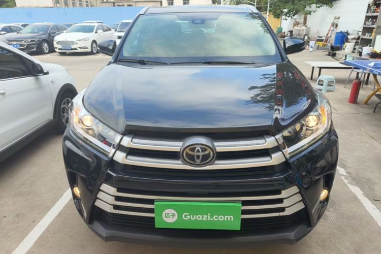Used Toyota Highlander 2018 2.0T Four-Wheel Drive Luxury Version 7 Seats China VI Standard Front