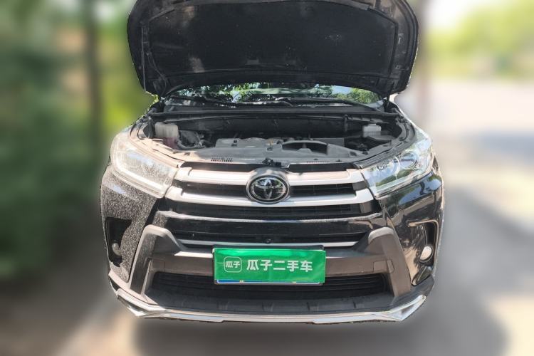 Used Toyota Highlander 2018 2.0T Four-Wheel Drive Luxury Version 7 Seats China VI Standard Front