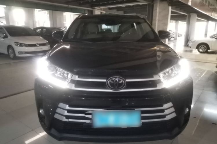 Used Toyota Highlander 2018 2.0T Four-Wheel Drive Luxury Version 7 Seats China VI Standard Front