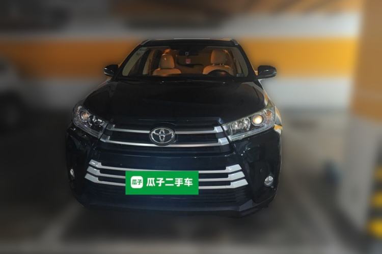 Used Toyota Highlander 2018 2.0T Two-Wheel Drive Elite Edition 5 Seats Emission Standard China V Front