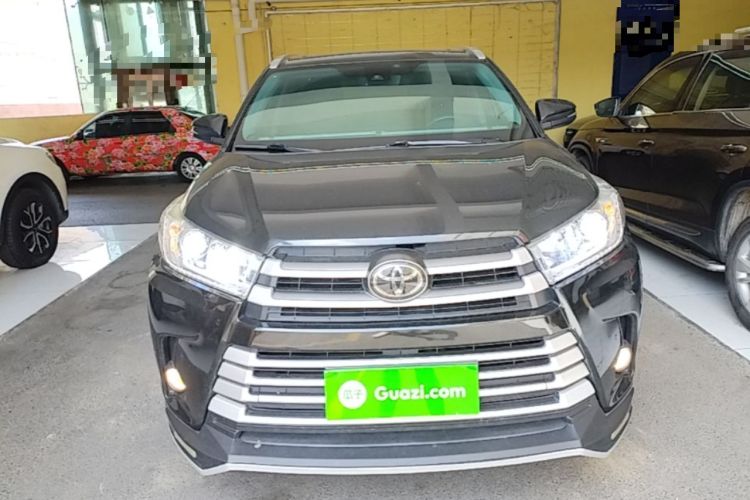 Used Toyota Highlander 2018 2.0T Four-Wheel Drive Luxury Edition 7 Seats China V Emission Standard Front