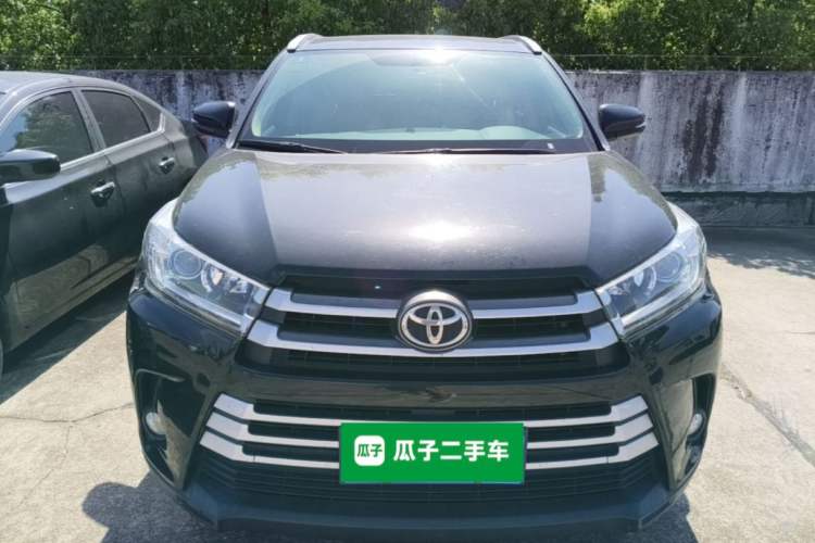 Used Toyota Highlander 2018 2.0T Two-Wheel Drive Elite Version 5 Seats China VI Standard Front