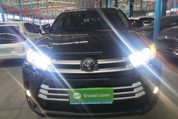 Used Toyota Highlander 2018 2.0T Four-Wheel Drive Luxury Version 7 Seats China VI Standard Front