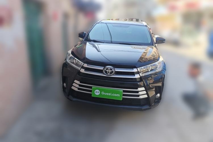 Used Toyota Highlander 2018 2.0T Two-Wheel Drive Elite Edition 5 Seats Emission Standard China V Front