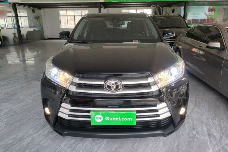 Used Toyota Highlander 2018 2.0T Four-Wheel Drive Luxury Version 7 Seats China VI Standard Front