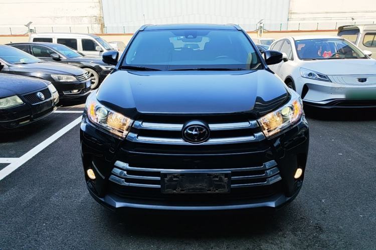 Used Toyota Highlander 2018 2.0T Four-Wheel Drive Ultimate Edition 7-Seater Emission Standard China V Front