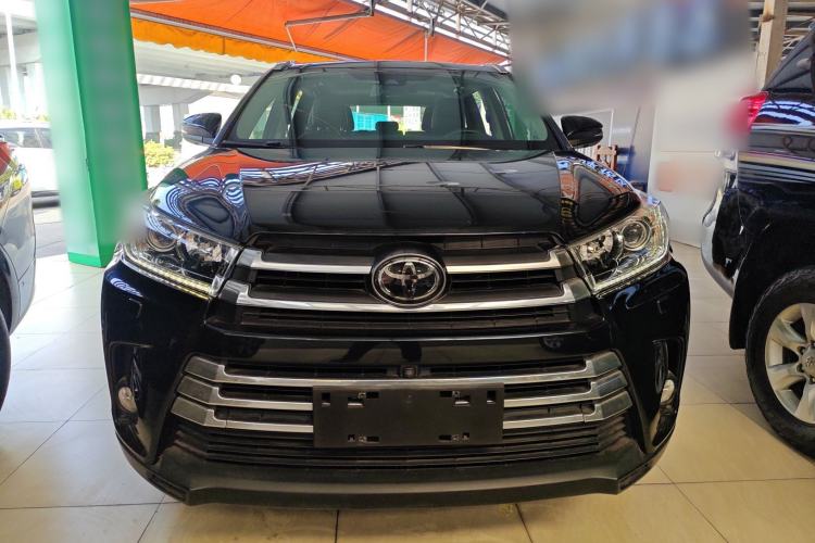 Used Toyota Highlander 2018 2.0T Four-Wheel Drive Luxury Version 7 Seats China VI Standard Front