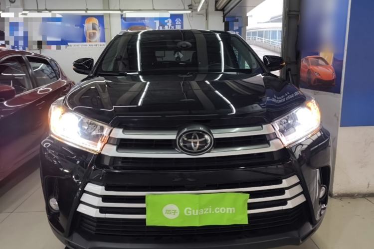 Used Toyota Highlander 2018 2.0T Four-Wheel Drive Luxury Version 7 Seats China VI Standard Front
