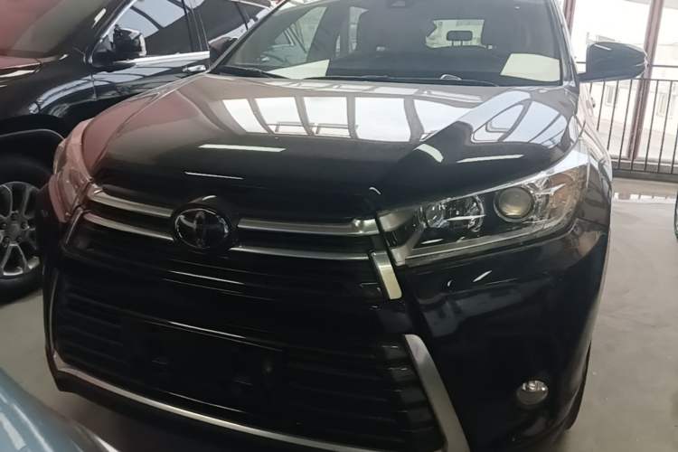 Used Toyota Highlander 2018 2.0T Four-Wheel Drive Prestige Version 7 Seats China V Emission Standard Front