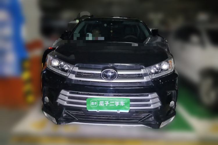 Used Toyota Highlander 2018 2.0T Four-Wheel Drive Luxury Edition 7 Seats China V Emission Standard Front