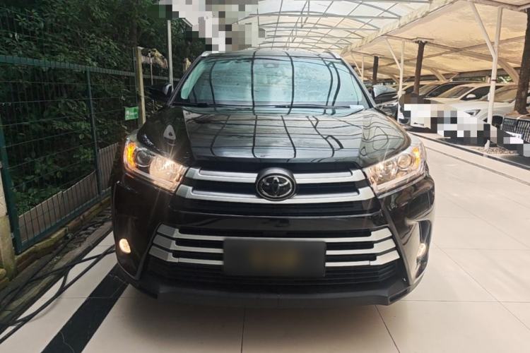 Used Toyota Highlander 2018 2.0T Four-Wheel Drive Luxury Edition 7 Seats China V Emission Standard Front