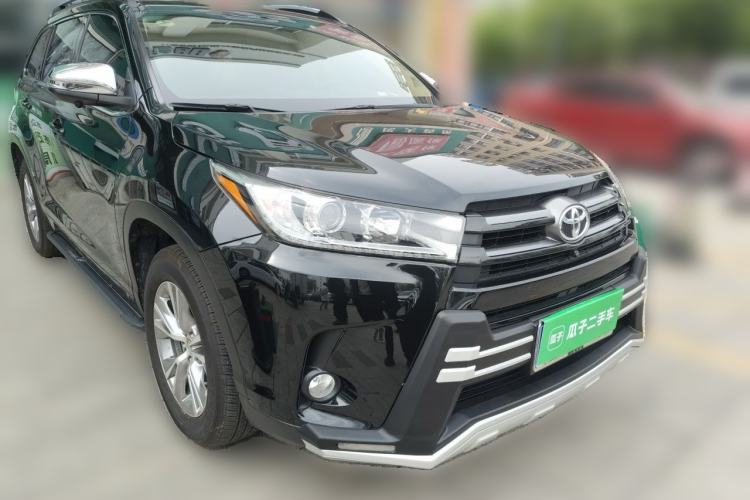 Used Toyota Highlander 2018 2.0T Two-Wheel Drive Elite Version 5 Seats China VI Standard Front Right 45 Deg