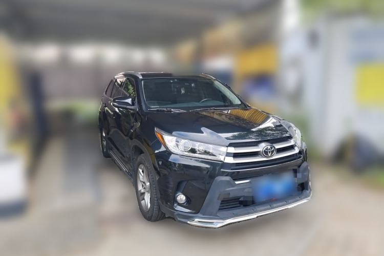 Used Toyota Highlander 2018 2.0T Four-Wheel Drive Luxury Edition 7 Seats China V Emission Standard Front Right 45 Deg