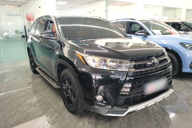 Used Toyota Highlander 2018 2.0T Four-Wheel Drive Knight Edition 7 Seats China VI Standard Front Right 45 Deg