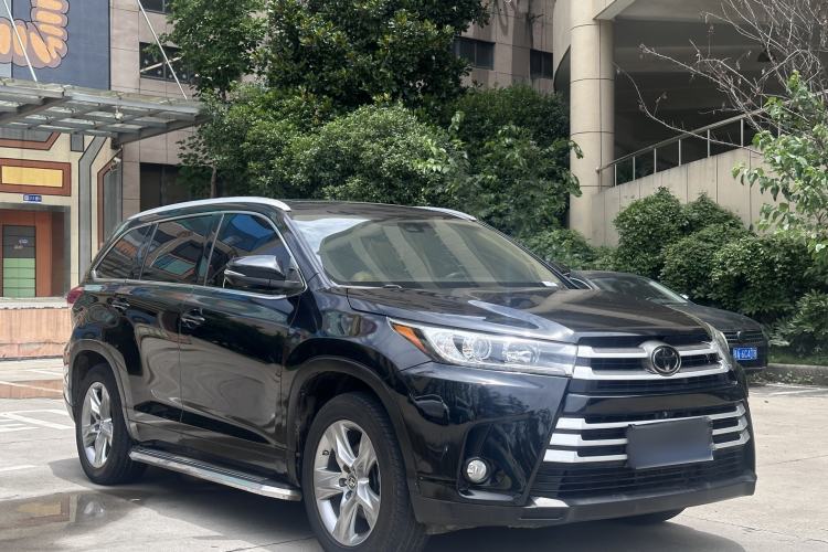 Used Toyota Highlander 2018 2.0T Four-Wheel Drive Luxury Version 7 Seats China VI Standard Front Right 45 Deg