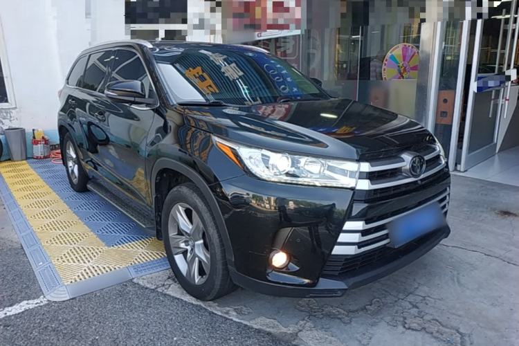 Used Toyota Highlander 2018 2.0T Four-Wheel Drive Luxury Version 7 Seats China VI Standard Front Right 45 Deg