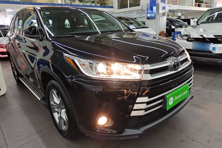Used Toyota Highlander 2018 2.0T Four-Wheel Drive Luxury Version 7 Seats China VI Standard Front Right 45 Deg