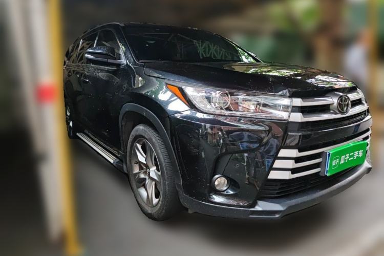 Used Toyota Highlander 2018 2.0T Four-Wheel Drive Luxury Version 7 Seats China VI Standard Front Right 45 Deg