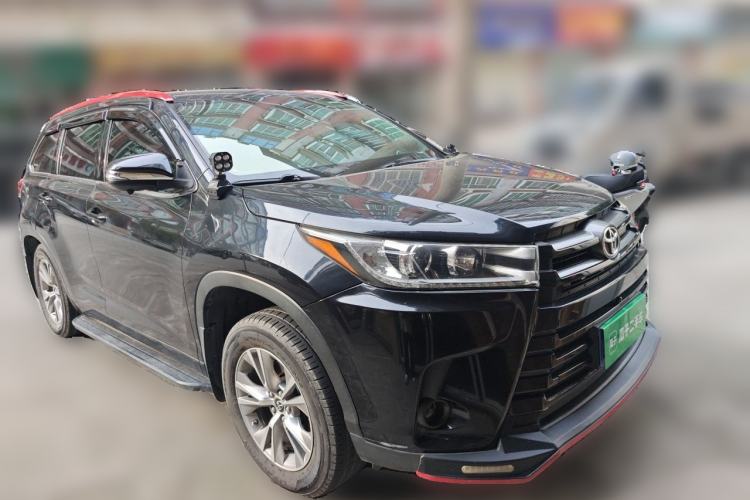 Used Toyota Highlander 2018 2.0T Four-Wheel Drive Elite Edition 7 Seats China V Standard Front Right 45 Deg