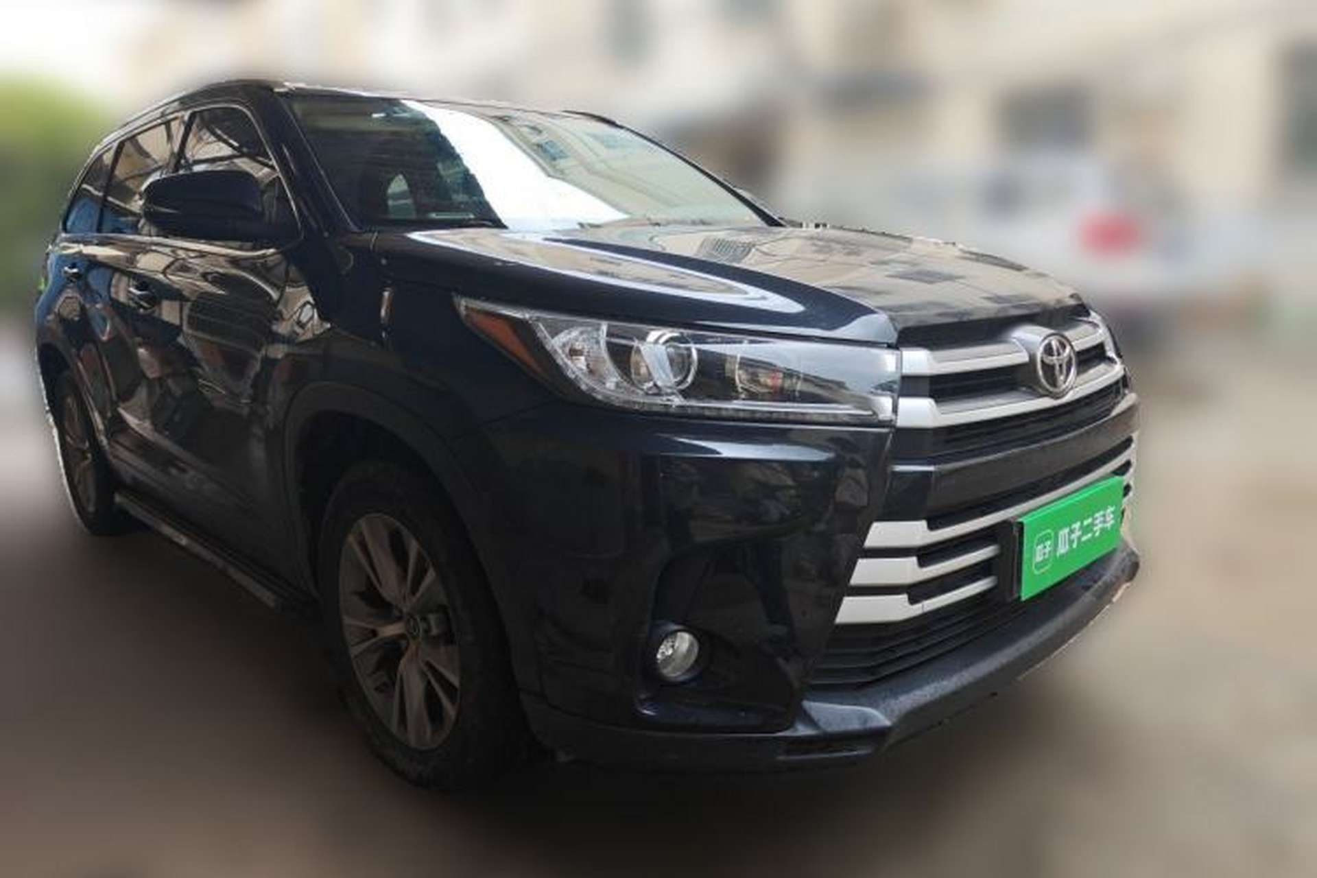 Used Toyota Highlander 2018 2.0T Four-Wheel Drive Elite Edition 7 Seats China VI Standard Front Right 45 Deg