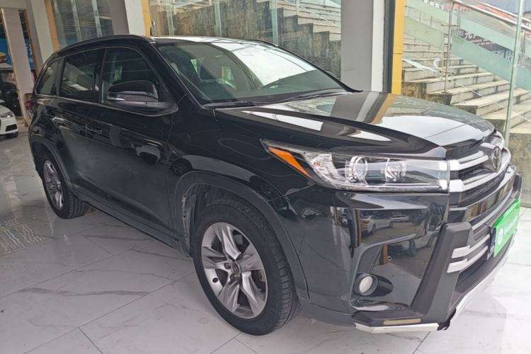 Used Toyota Highlander 2018 2.0T Four-Wheel Drive Luxury Version 7 Seats China VI Standard Front Right 45 Deg