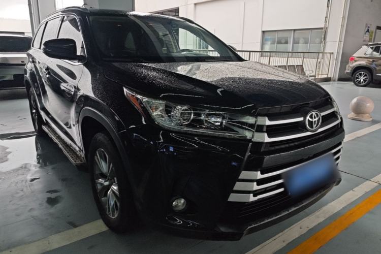 Used Toyota Highlander 2018 2.0T Two-Wheel Drive Elite Edition 5 Seats Emission Standard China V Front Right 45 Deg