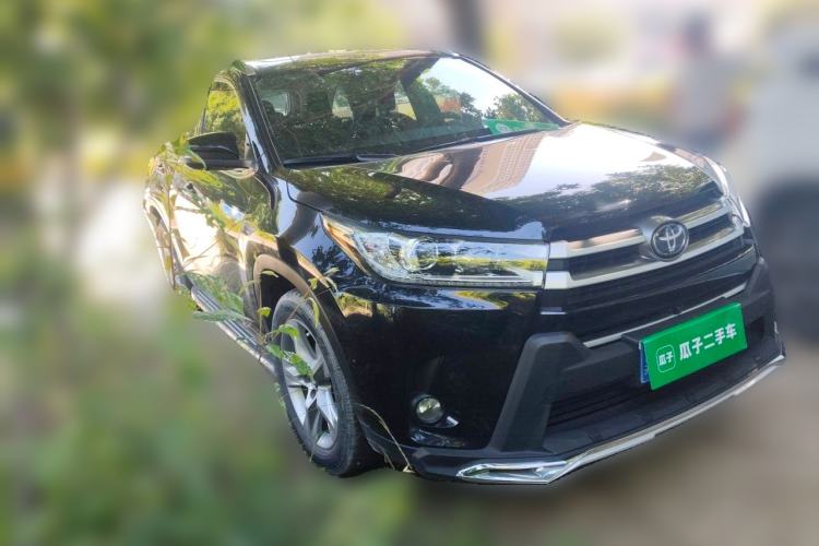Used Toyota Highlander 2018 2.0T Four-Wheel Drive Luxury Version 7 Seats China VI Standard Front Right 45 Deg