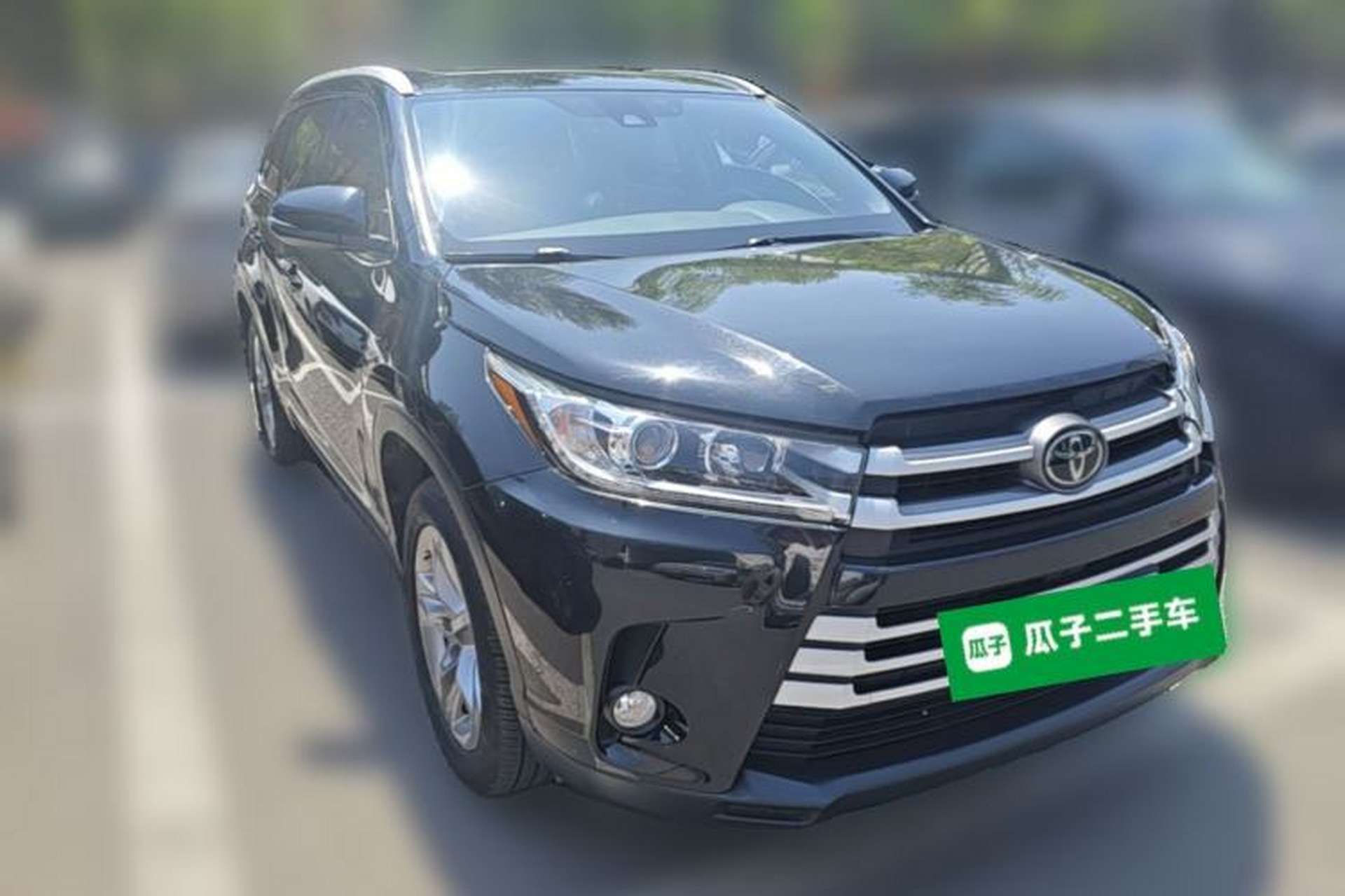 Used Toyota Highlander 2018 2.0T Four-Wheel Drive Luxury Edition 7 Seats China V Emission Standard Front Right 45 Deg