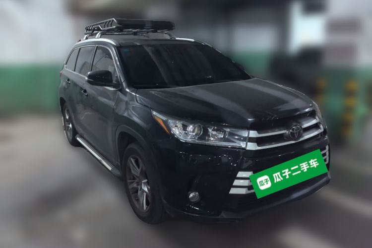 Used Toyota Highlander 2018 2.0T Four-Wheel Drive Luxury Edition 7 Seats China V Emission Standard Front Right 45 Deg
