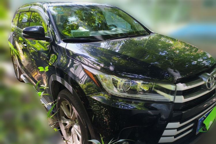 Used Toyota Highlander 2018 2.0T Four-Wheel Drive Elite Edition 7 Seats China V Standard Front Right 45 Deg