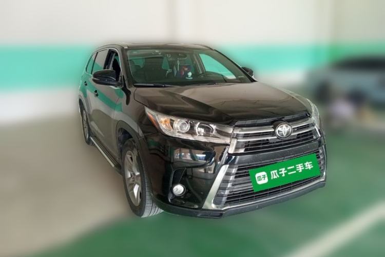 Used Toyota Highlander 2018 2.0T Four-Wheel Drive Prestige Version 7 Seats China VI Standard Front Right 45 Deg