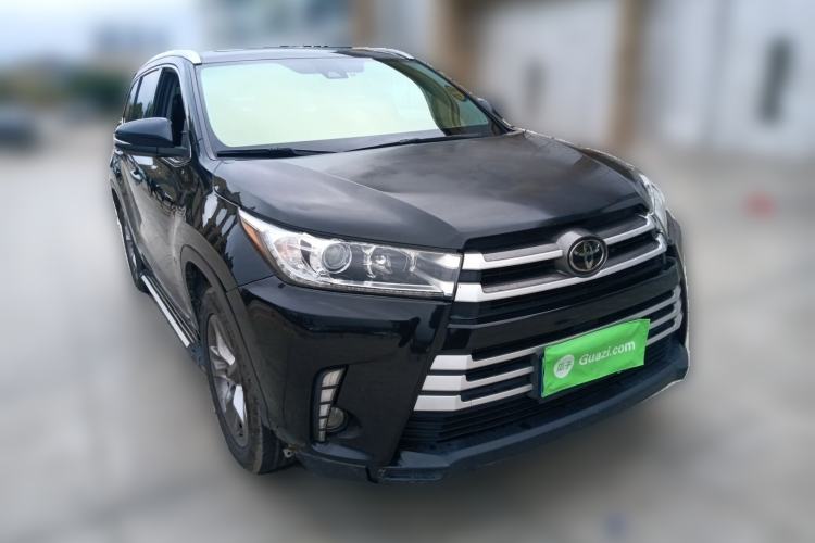Used Toyota Highlander 2018 2.0T Four-Wheel Drive Luxury Version 7 Seats China VI Standard Front Right 45 Deg