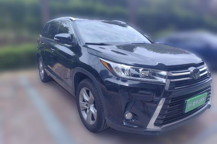 Used Toyota Highlander 2018 2.0T Four-Wheel Drive Prestige Version 7 Seats China VI Standard Front Right 45 Deg